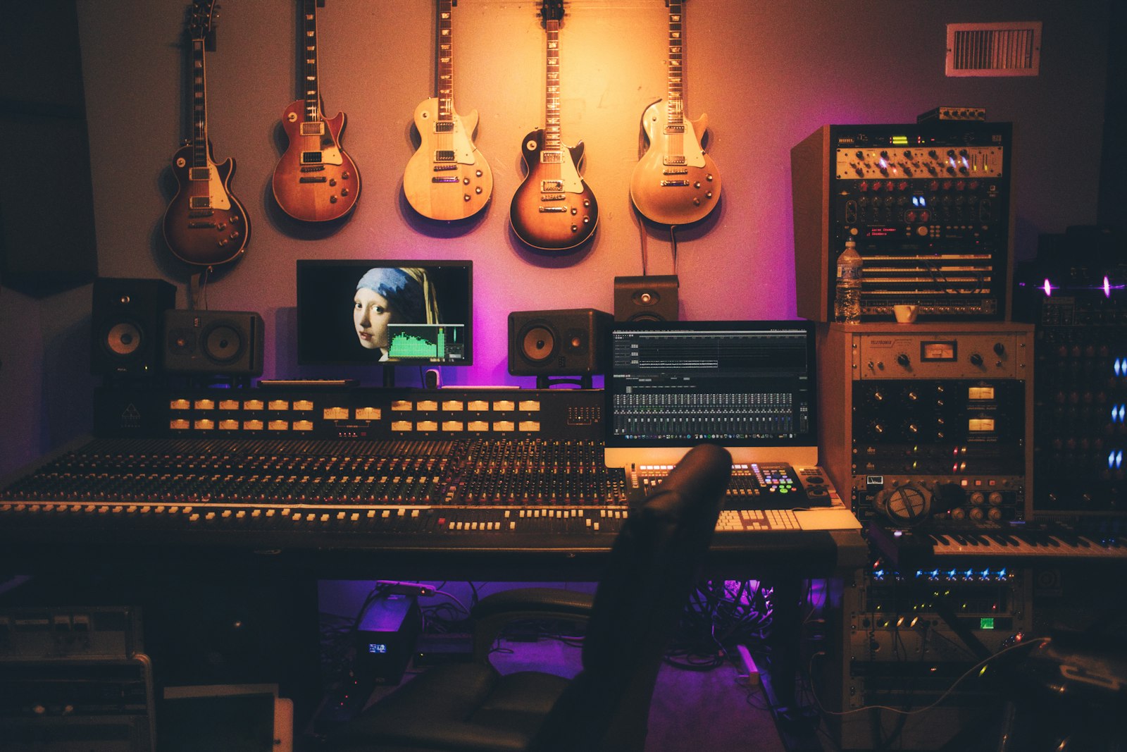 The Power of Producer Relationships: How to Become Their Go-To Mixer